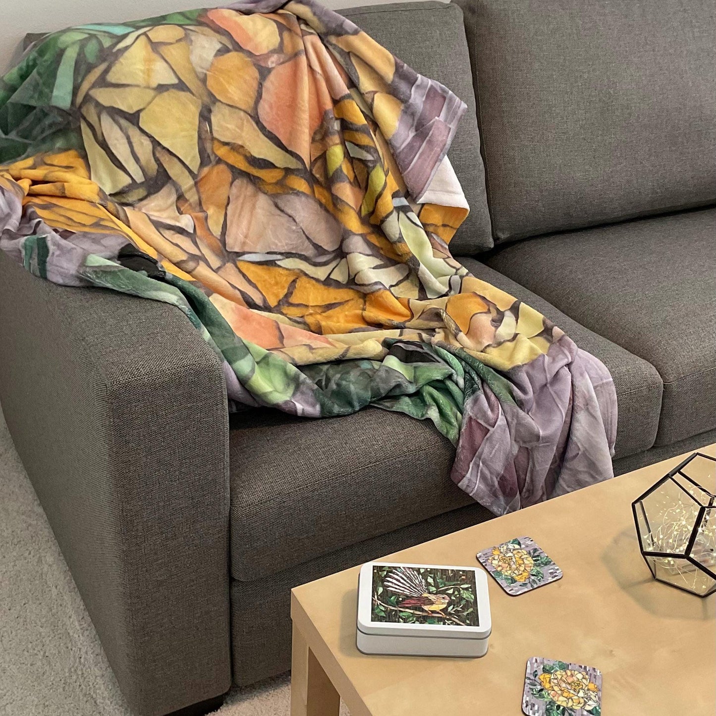 Cozy Gift Box with Rose Blanket, Fantail Bird Puzzle, and Coaster Set